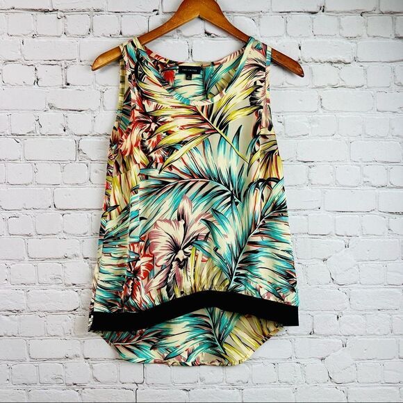 The Limited Tropical Two Piece Pant/Sleeveless Aloha Top Set - Picture 12 of 16